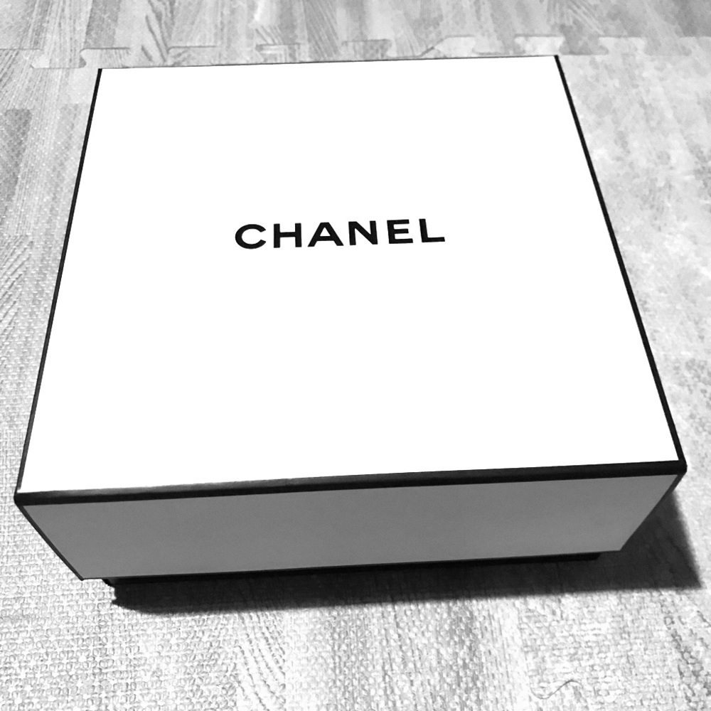 Chanel Box